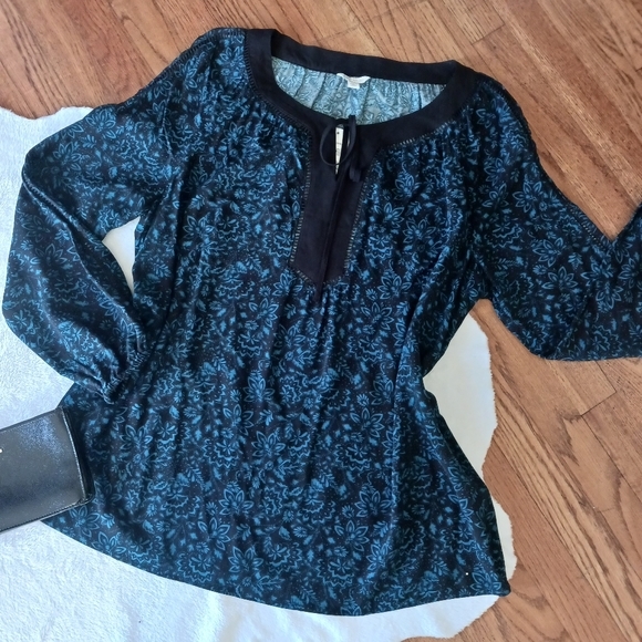 Cato • Women's Floral Lantern Sleeve String Tie Neck Tunic Top - Picture 1 of 14